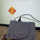 بلايستيشن ون صغير كبر الكف يشغل على شاحن جلكسي