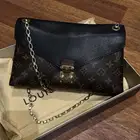 شنطة نسائية لويس فيتون