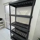 للبيع رفوف تخزين سليمه ولا فيها شي