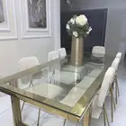 طاوله طعام