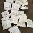 فيش مفاتيح الكهرباء