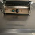 معدات مطعم سخان ساندوتش كهرب