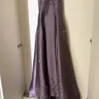 فستان زواج فخم مستعمل
