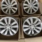 طقم جنوط كيا سيارات مقاس 17 اصلية وكالة جديدة كراتين