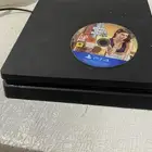سوني 4 و شريط قراند. ما فيه شي سبب البيع محتاج فلوس
