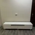 طاولة تلفزيون