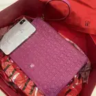 شنطة جديده اصليه ماركة CH مخفضضه