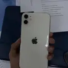 ايفون 11 نظيف جدا
