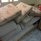 كنبات شبه جديد وبسعر مناسب للجميع والصامل مراح نختلف معه