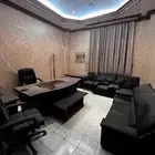 للبيع  مكتب متكامل مع الأثاث   حالة جيدة