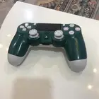 يد سوني 4 مستخدمه