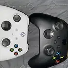 يدين إكس بوكس سيريس X S