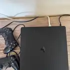 سوني 4 جديد استخدام نظيف جدا