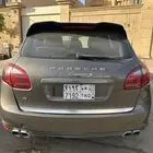 للبيع بورش كايين s موديل 2012