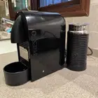 جهاز قهوة نسبريسو للبيع نظيف جدا
