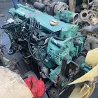 مكينة. بوكلين. فولفو. 210. و240 نضيفه ومديل حديث