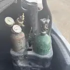 أسطوانات أكسجين ونيتروجين