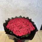 منسق ورد و خطاط