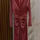 فستان جديد للبيع من بوتيك blan B ملبوس اربع ساعات