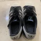 حذا ء رياضي