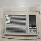 مكيفين شباك حجم 18000 وحده