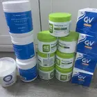 كريم مرطب كيو في QV و فازلين من شركة افالون