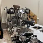مكينه روكيت ابارتمنتو