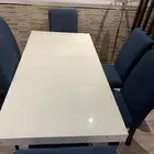 طاولة طعام نظيفة 6 كراسي