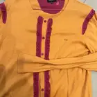 بلوزة ماركة اسكادا شبه جديده