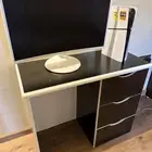 مكتب صغير للبيع