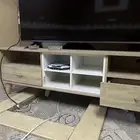 طوالة تلفزيون كبير