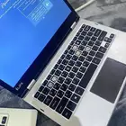 مستخدم يمشي الحال