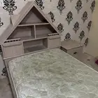 غرفة نوم نفر و نص (سرير   كمدينة   دولاب ملابس) على السوم