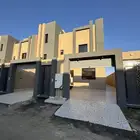 للبيع روف علوي بمدخل سياره شمال الخميس درج داخلي وخارجي