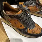 جزمة mcm اصليه من البوتيك في نيويورك