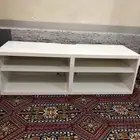 طاوله شاشة من ايكيا