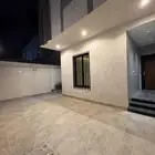 فله روف ارضيه حي مروج الأمير السعر 820 الف