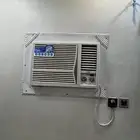 مكيف شغال شبهه جديد 24 وحده