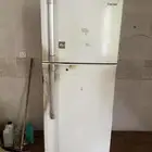 ثلاجة نضيفة للبيع