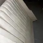 سريرين وثلاجة