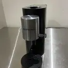 ماكينة تحضير قهوة نسبريسو اتيلير  nespresso مستعملة نظيفة