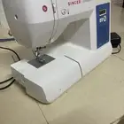 مكينة خياطة