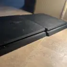 سوني 4 سليم جهازين للبيع كلها بحاله جيده جدا