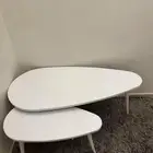 للبيع طاولات عدد 2 بحالة ممتازه جدا