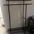 علاقة ملابس