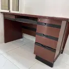 للبيع فرن كهربائي ودواليب
