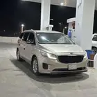 باص كيا كرنفال للبيع