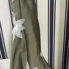 ابي فيه 100 لبسته 3 ساعات مقاسه 4 ضيقه لسمول قابل للتفاوض