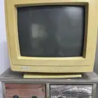 شاشة كمبيوتر قديمة