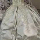 للبيع فستان عرس جديد لم يلبس